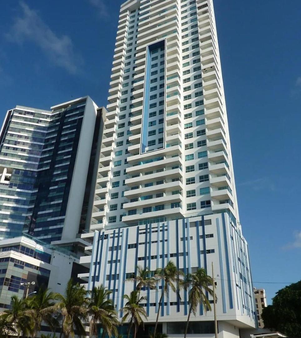 Exclusivos En Edificio Frente Al Mar Palmetto *