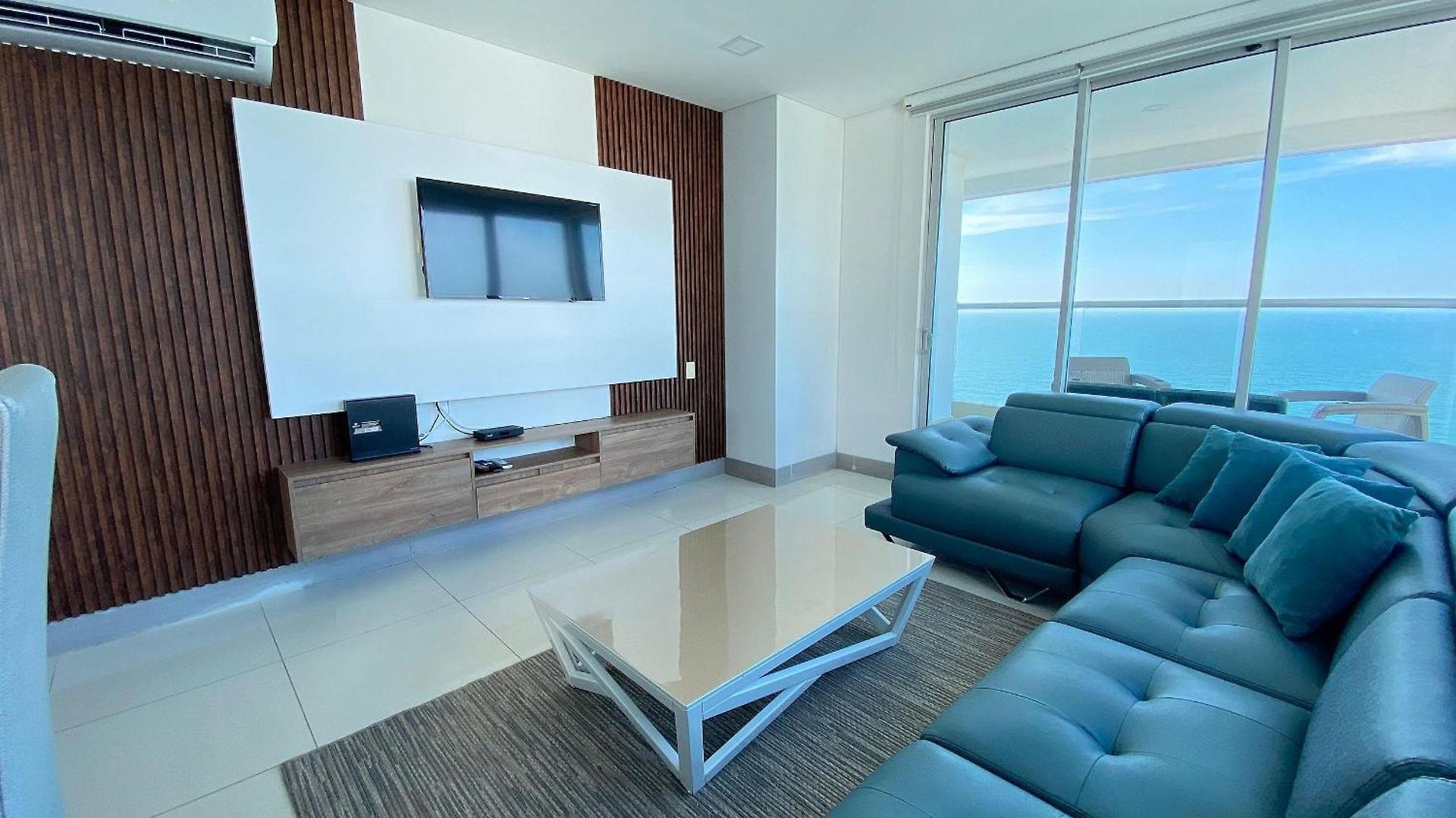 Exclusivos En Edificio Frente Al Mar Palmetto Apartamento Cartagena