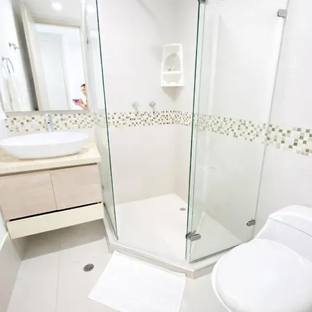 Exclusivos En Edificio Frente Al Mar Palmetto Apartamento Cartagena