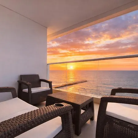 Exclusivos En Edificio Frente Al Mar Palmetto Cartagena